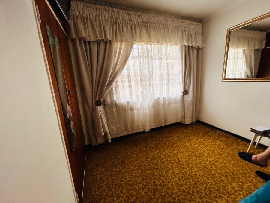 5 Bedroom Property for Sale in Modder East Gauteng