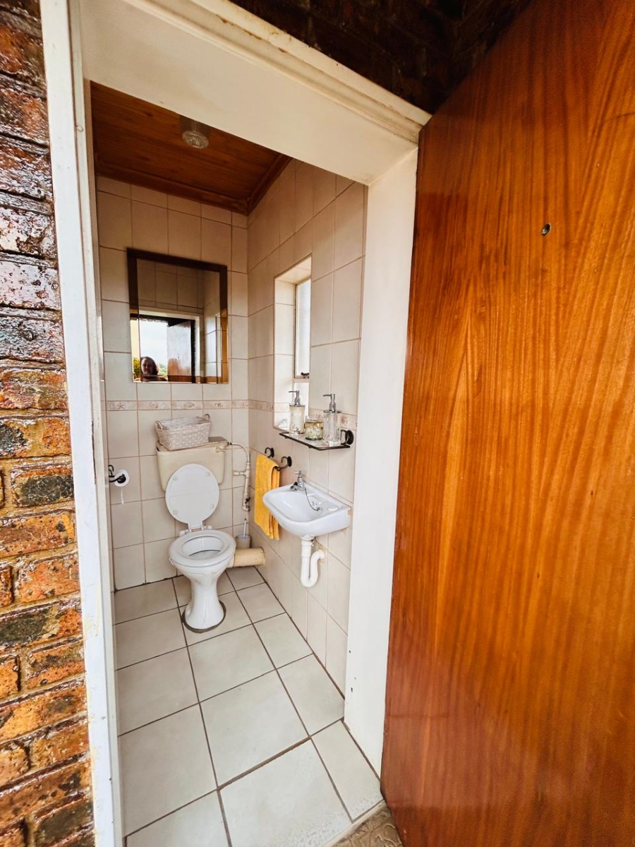 5 Bedroom Property for Sale in Modder East Gauteng