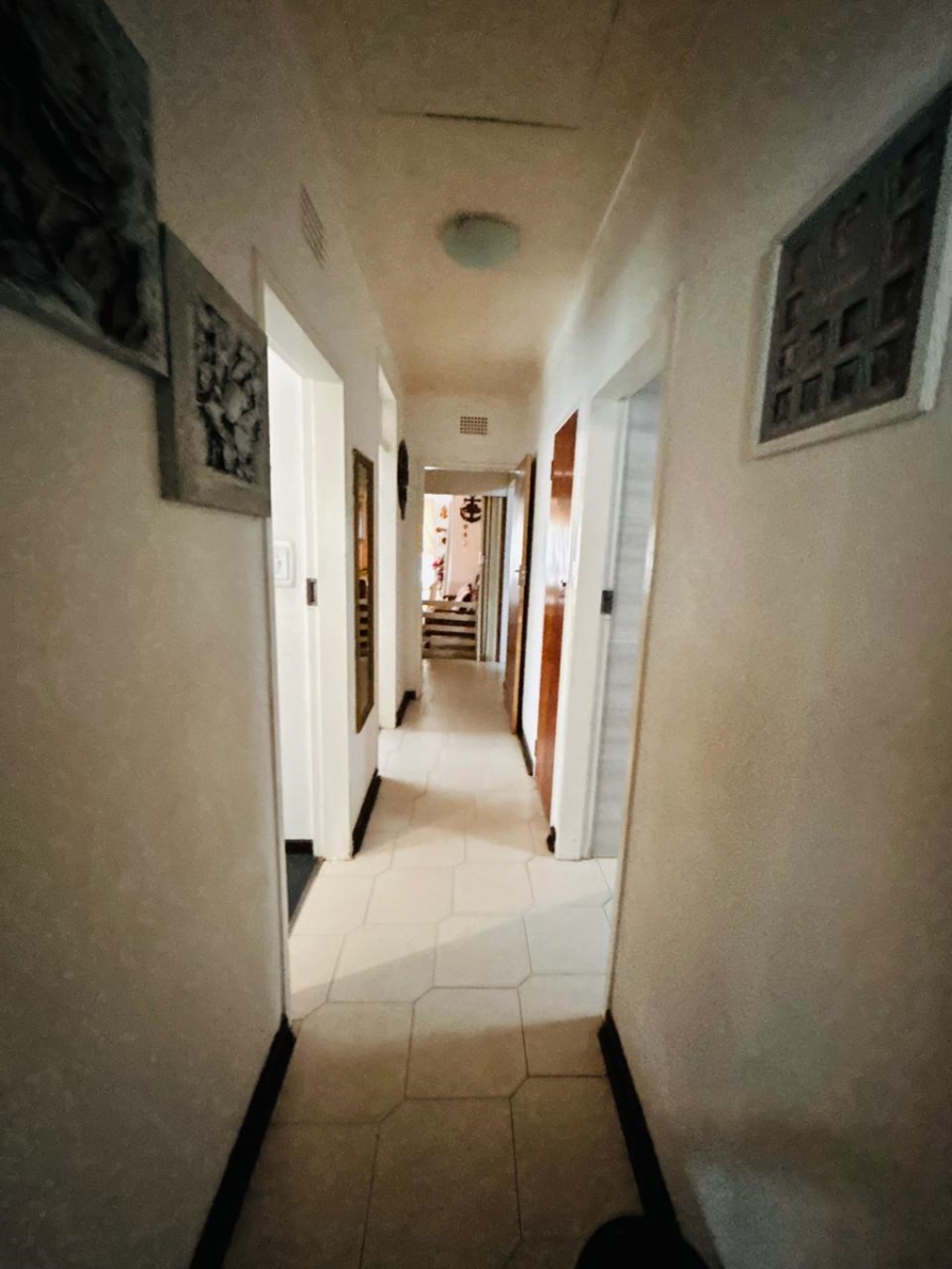 5 Bedroom Property for Sale in Modder East Gauteng