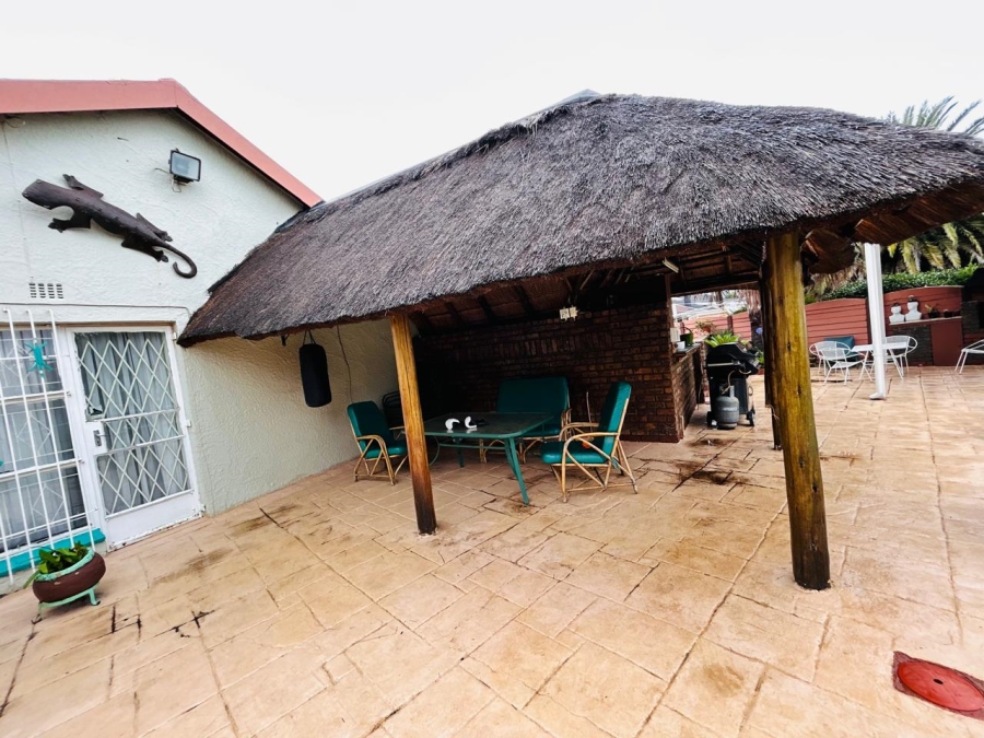 5 Bedroom Property for Sale in Modder East Gauteng