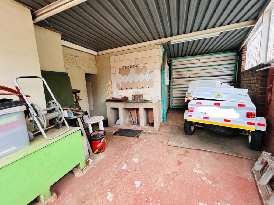 5 Bedroom Property for Sale in Modder East Gauteng