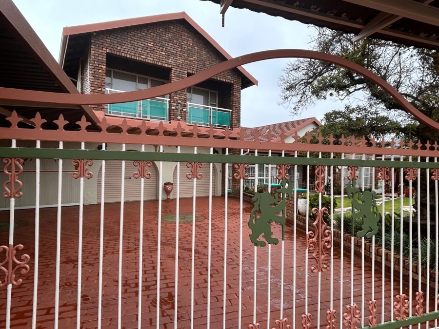 5 Bedroom Property for Sale in Modder East Gauteng