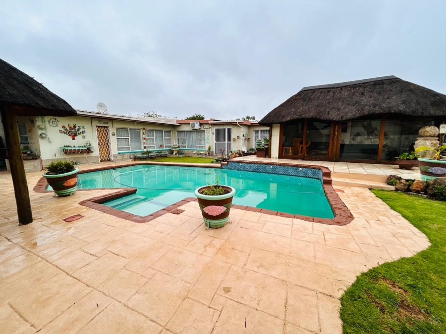 5 Bedroom Property for Sale in Modder East Gauteng