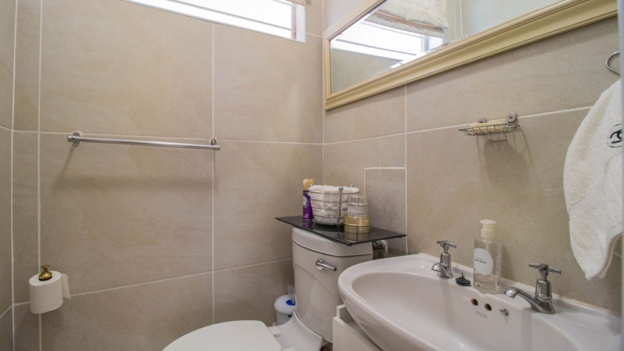 2 Bedroom Property for Sale in Parktown Gauteng