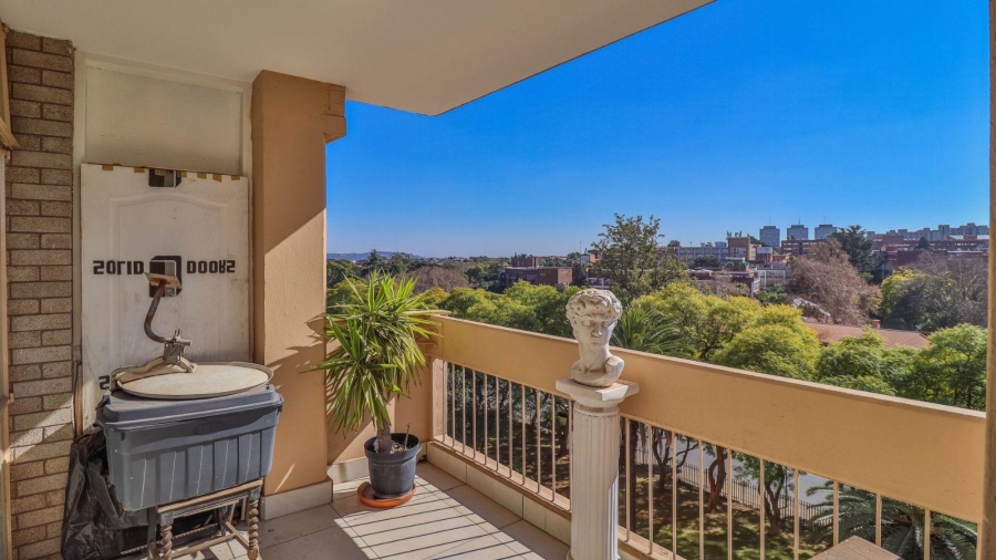 2 Bedroom Property for Sale in Parktown Gauteng