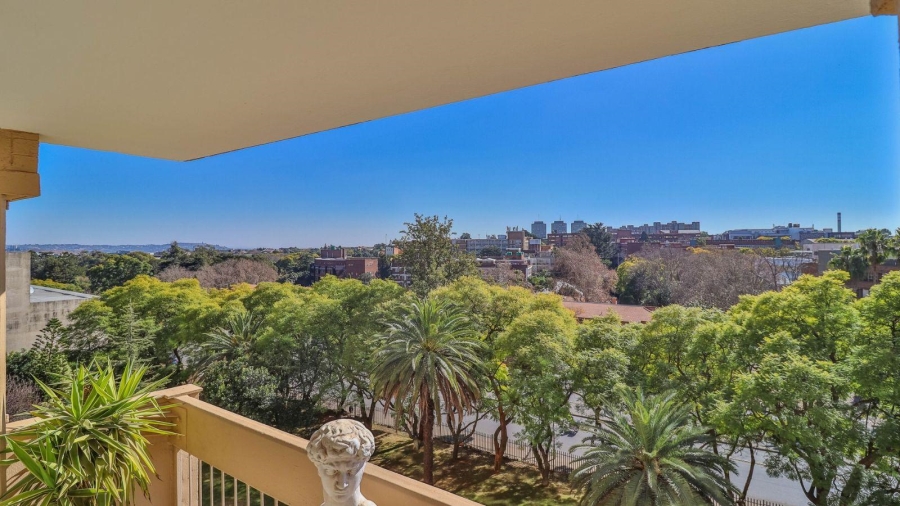 2 Bedroom Property for Sale in Parktown Gauteng