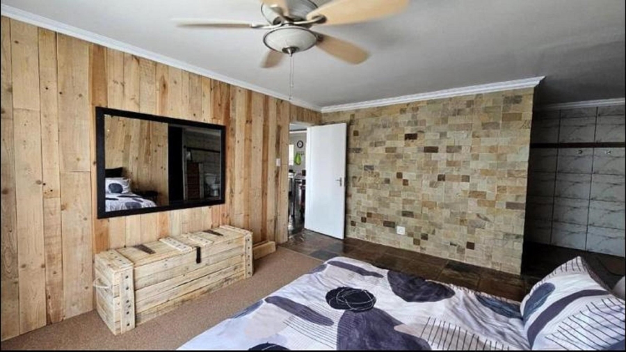 6 Bedroom Property for Sale in Vaal Marina Gauteng