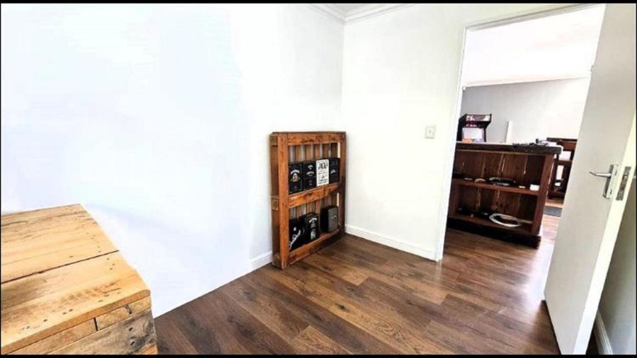 6 Bedroom Property for Sale in Vaal Marina Gauteng