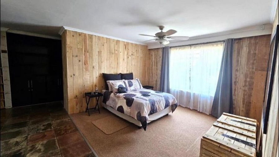 6 Bedroom Property for Sale in Vaal Marina Gauteng