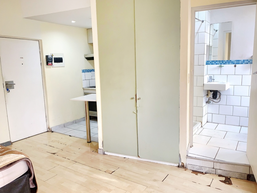 1 Bedroom Property for Sale in Braamfontein Gauteng