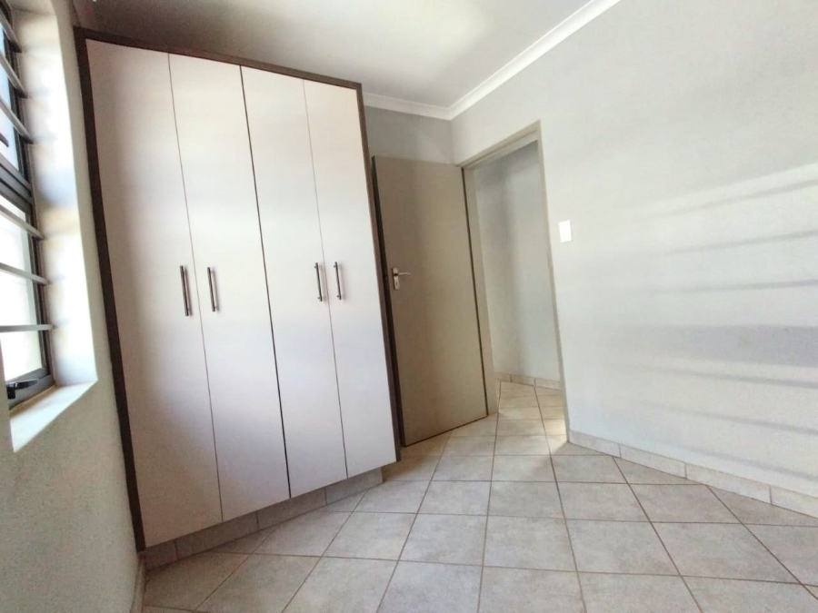 To Let 3 Bedroom Property for Rent in Lotus Gardens Gauteng