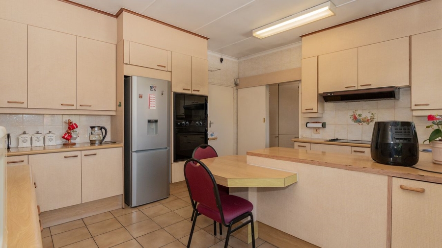 4 Bedroom Property for Sale in Rembrandt Park Gauteng