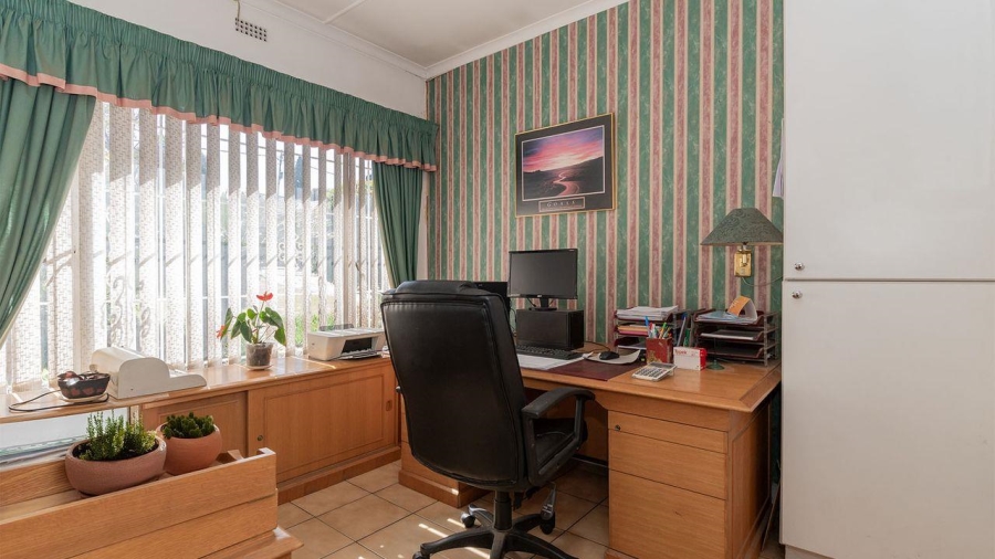 4 Bedroom Property for Sale in Rembrandt Park Gauteng