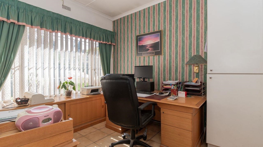 4 Bedroom Property for Sale in Rembrandt Park Gauteng