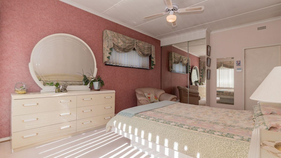 4 Bedroom Property for Sale in Rembrandt Park Gauteng