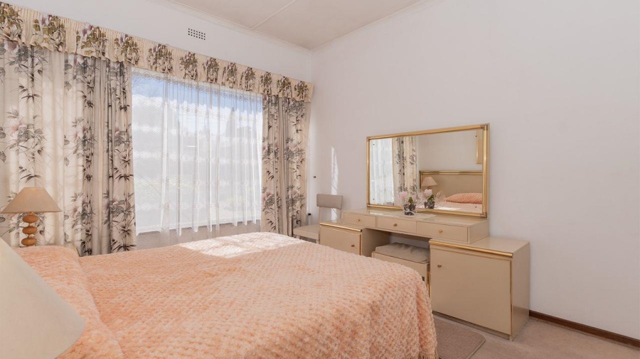 4 Bedroom Property for Sale in Rembrandt Park Gauteng