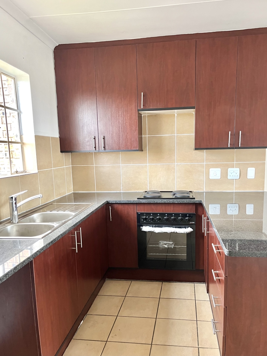 3 Bedroom Property for Sale in Erand Gardens Gauteng