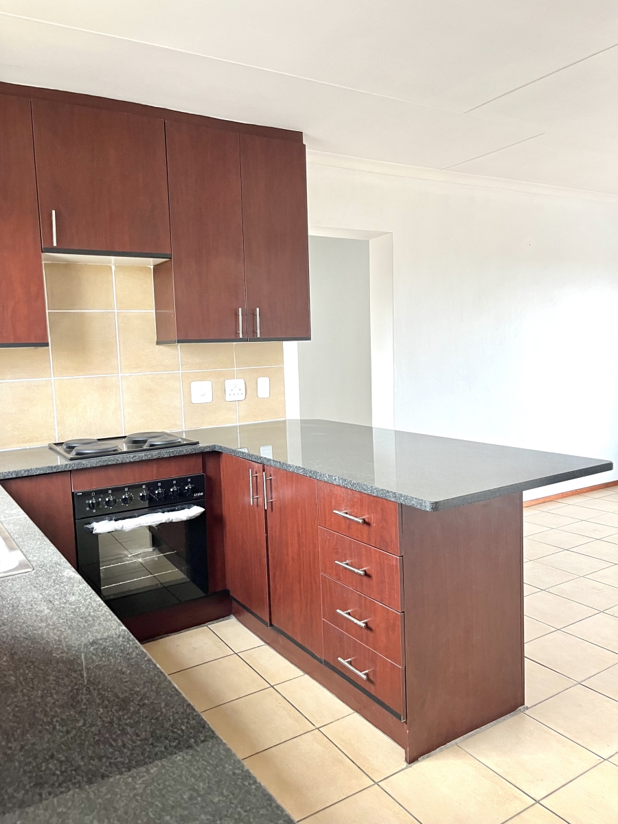 3 Bedroom Property for Sale in Erand Gardens Gauteng