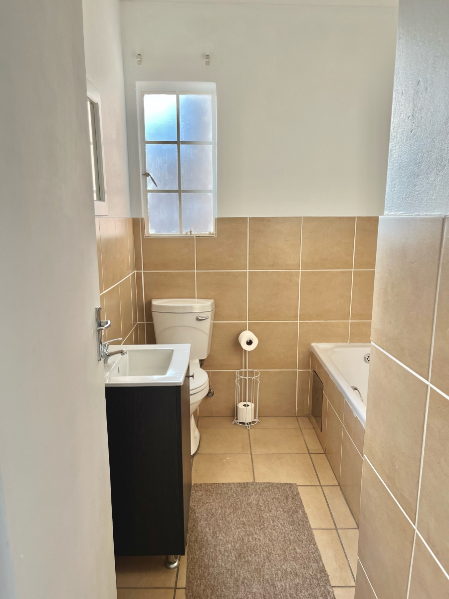 3 Bedroom Property for Sale in Erand Gardens Gauteng