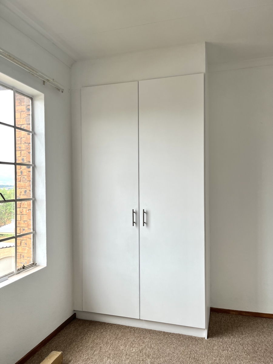 3 Bedroom Property for Sale in Erand Gardens Gauteng