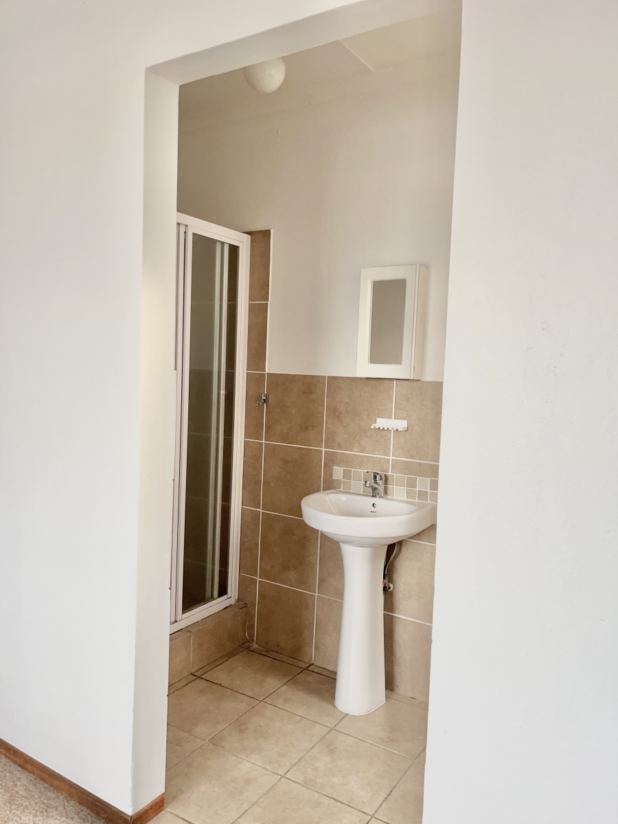 3 Bedroom Property for Sale in Erand Gardens Gauteng