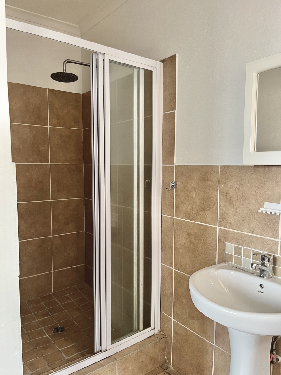 3 Bedroom Property for Sale in Erand Gardens Gauteng