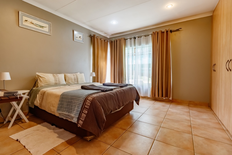 4 Bedroom Property for Sale in Glen Austin Gauteng