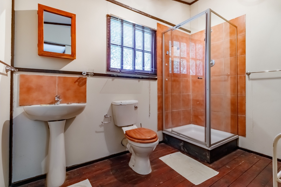 4 Bedroom Property for Sale in Glen Austin Gauteng