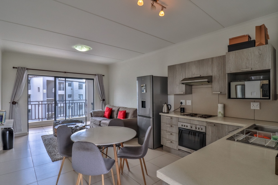 1 Bedroom Property for Sale in Erand Gardens Gauteng