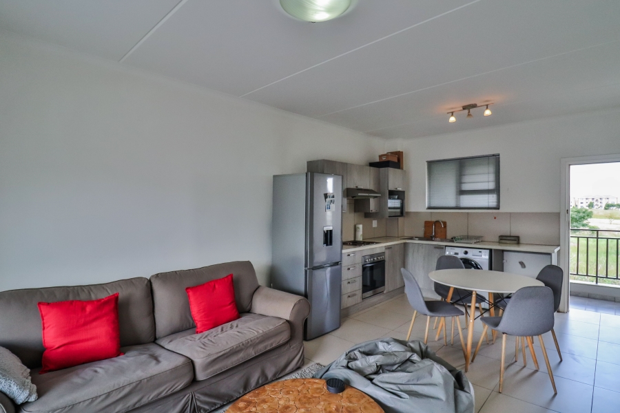 1 Bedroom Property for Sale in Erand Gardens Gauteng