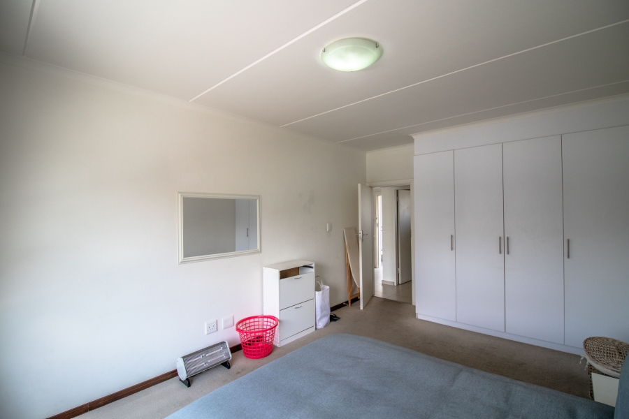 1 Bedroom Property for Sale in Erand Gardens Gauteng