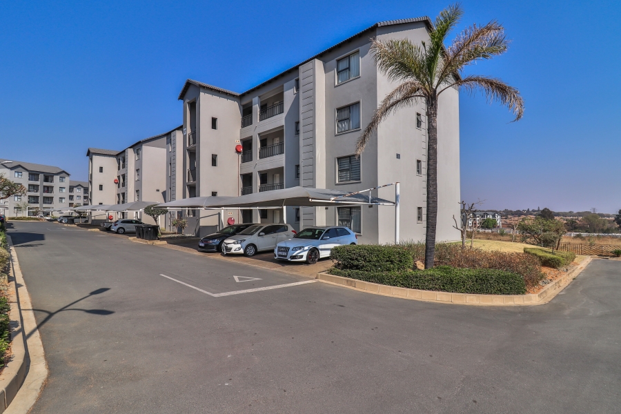 1 Bedroom Property for Sale in Erand Gardens Gauteng
