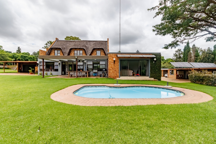 4 Bedroom Property for Sale in Glen Austin Gauteng