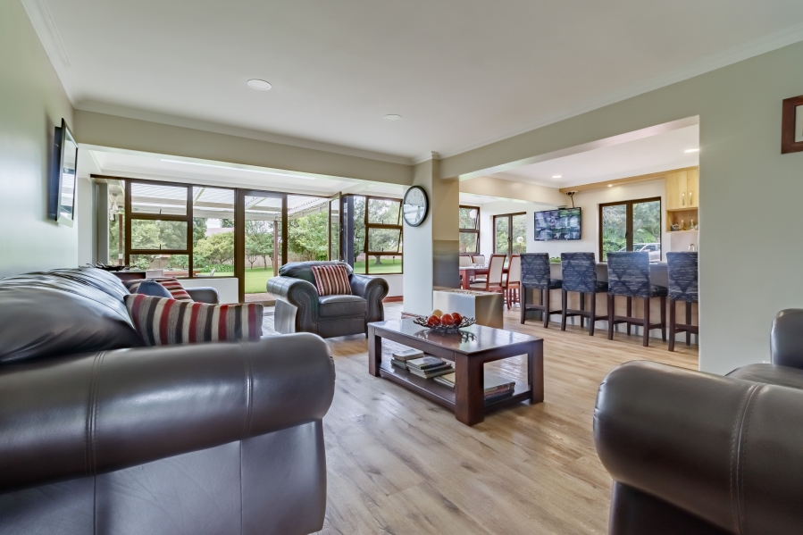 4 Bedroom Property for Sale in Glen Austin Gauteng