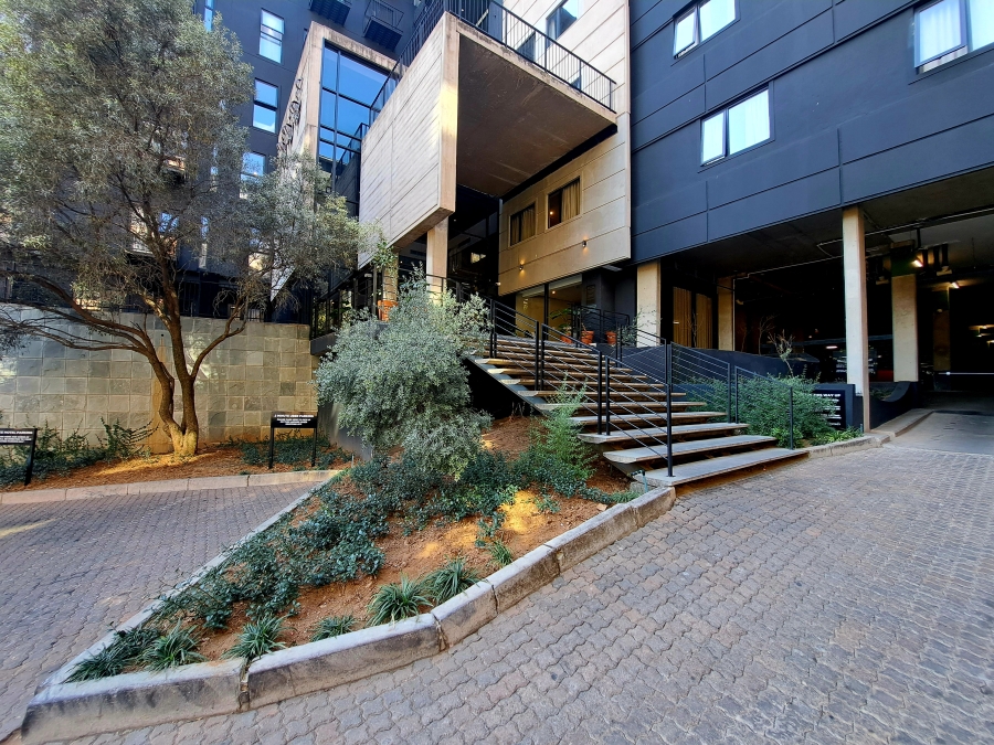 1 Bedroom Property for Sale in Sandown Gauteng