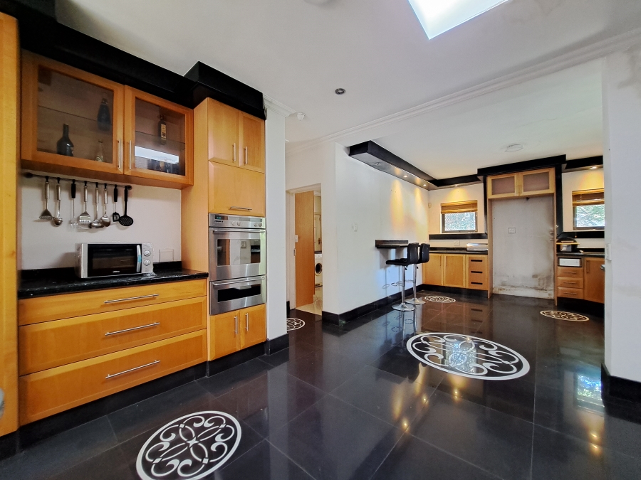 5 Bedroom Property for Sale in Morningside Gauteng