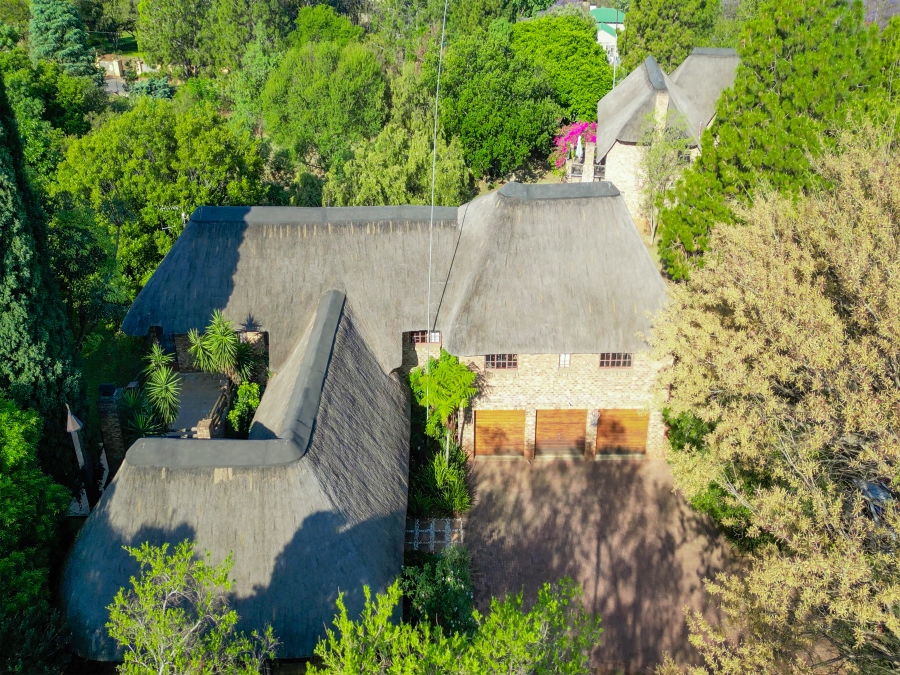 9 Bedroom Property for Sale in Glen Austin Gauteng