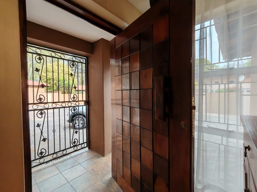 3 Bedroom Property for Sale in Three Rivers Proper Gauteng