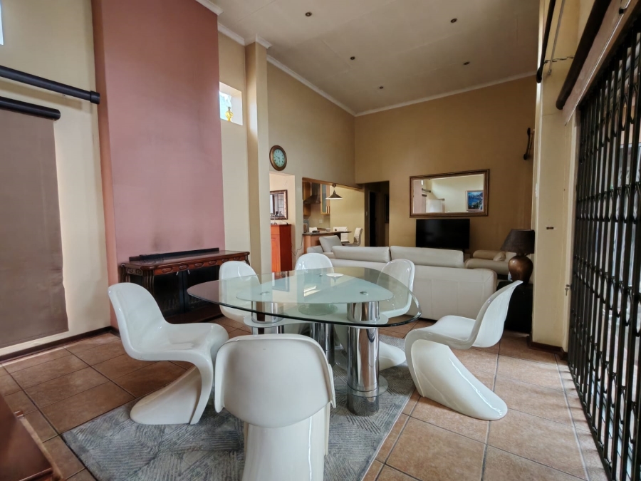 3 Bedroom Property for Sale in Three Rivers Proper Gauteng