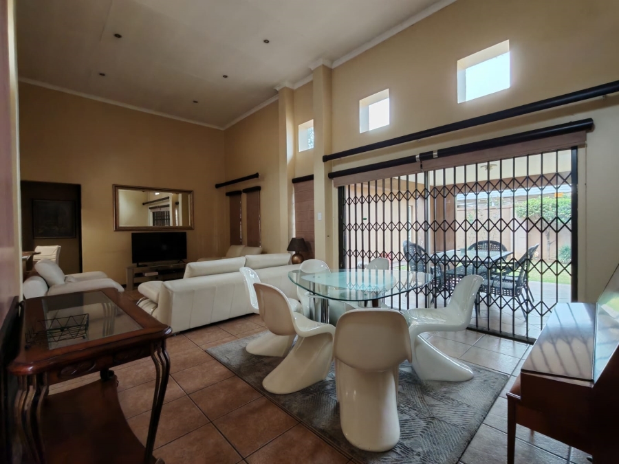 3 Bedroom Property for Sale in Three Rivers Proper Gauteng