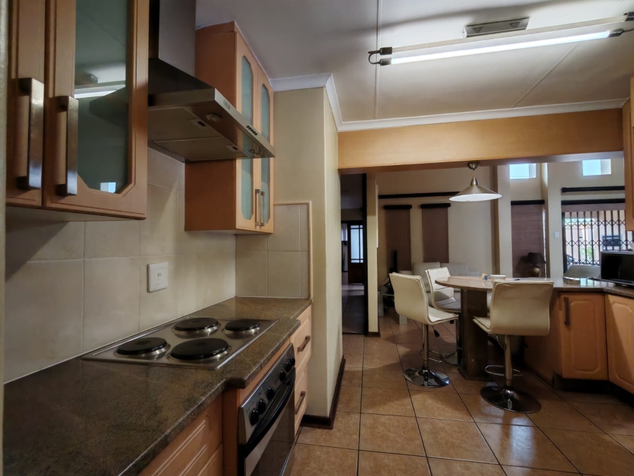 3 Bedroom Property for Sale in Three Rivers Proper Gauteng