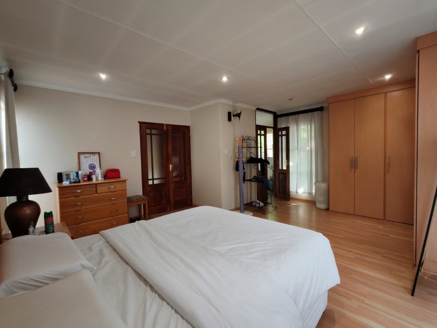 3 Bedroom Property for Sale in Three Rivers Proper Gauteng