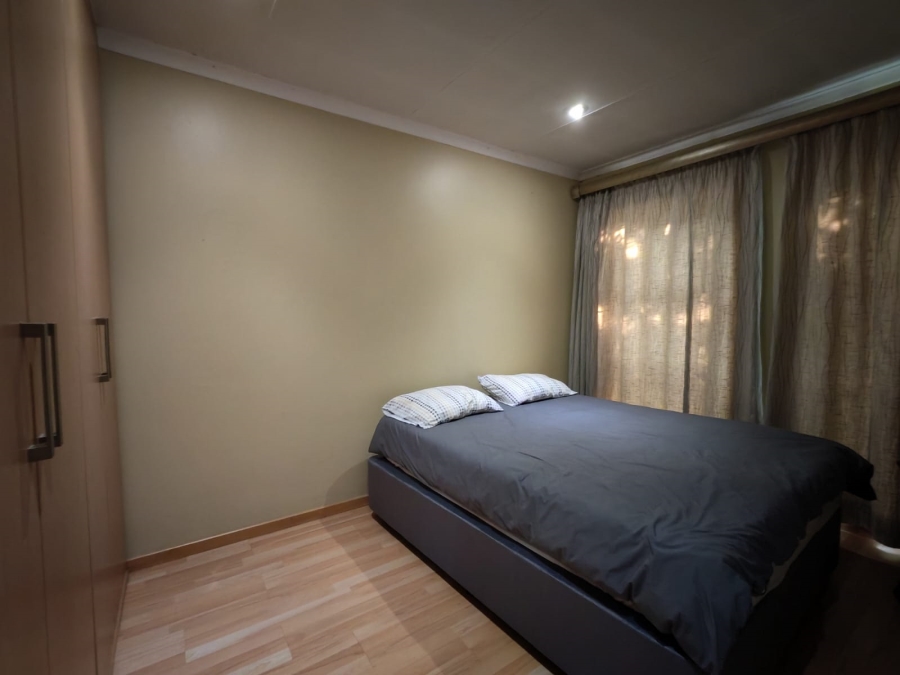 3 Bedroom Property for Sale in Three Rivers Proper Gauteng