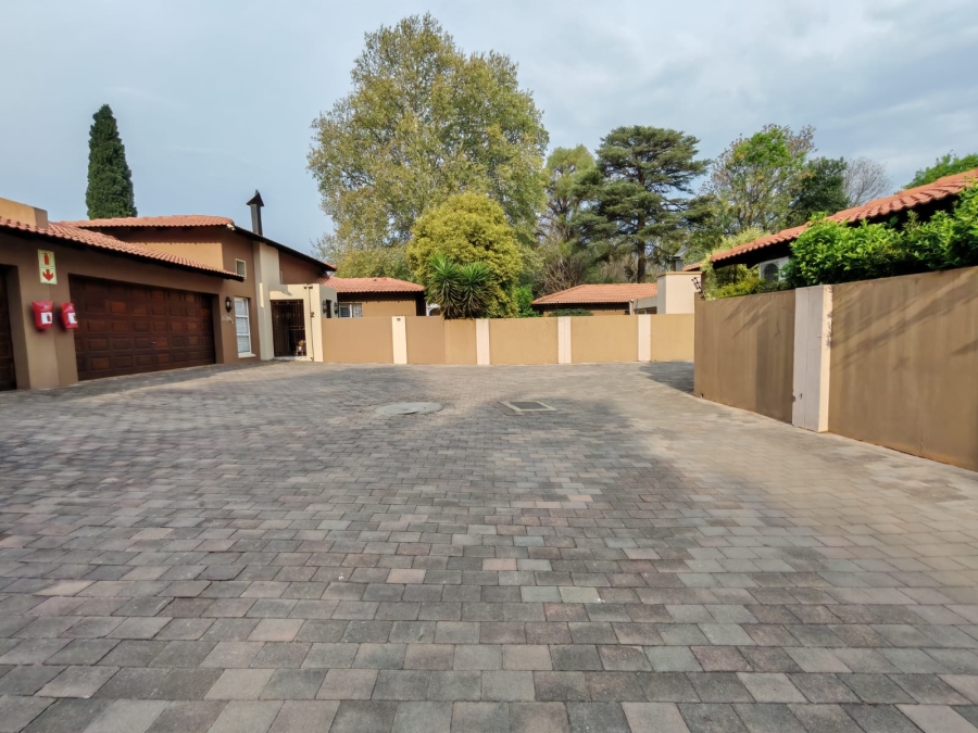 3 Bedroom Property for Sale in Three Rivers Proper Gauteng