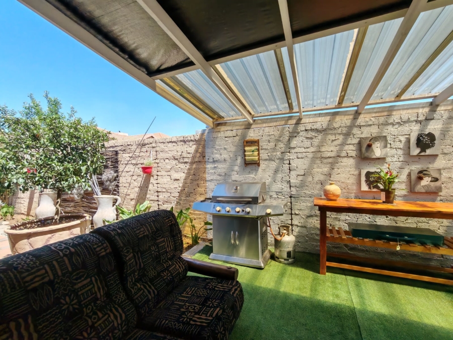 3 Bedroom Property for Sale in Risiville Gauteng