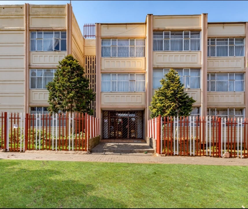 2 Bedroom Property for Sale in Benoni Central Gauteng