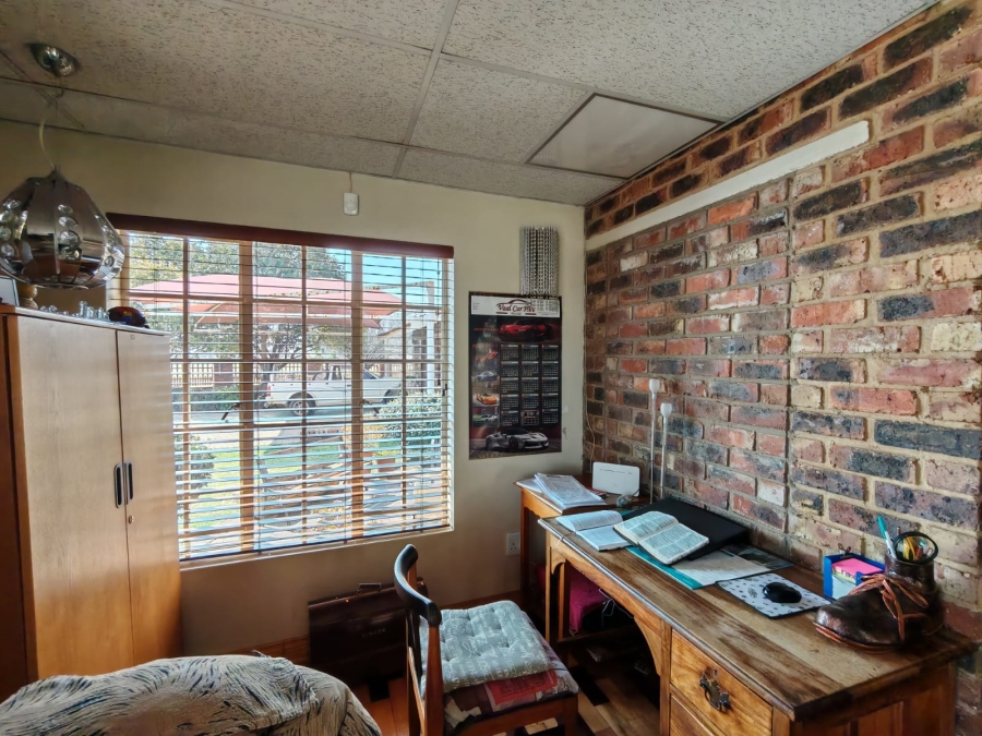 2 Bedroom Property for Sale in Riversdale Gauteng