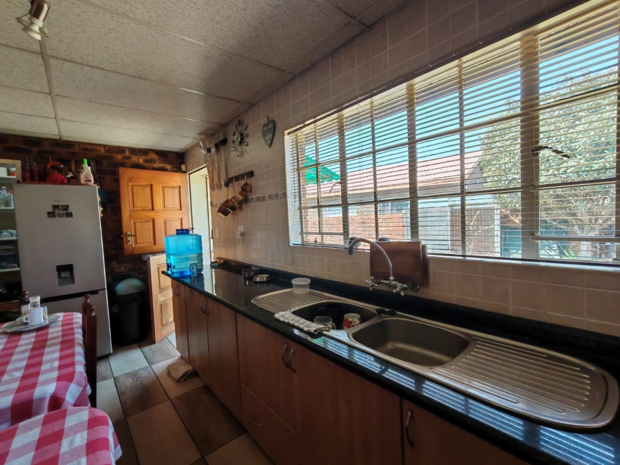 2 Bedroom Property for Sale in Riversdale Gauteng