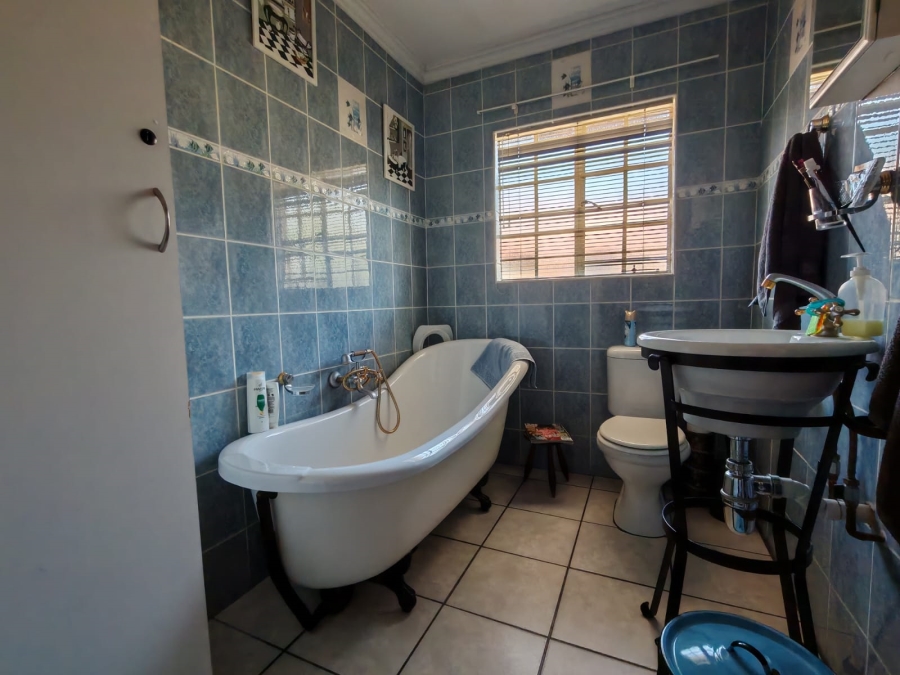 2 Bedroom Property for Sale in Riversdale Gauteng