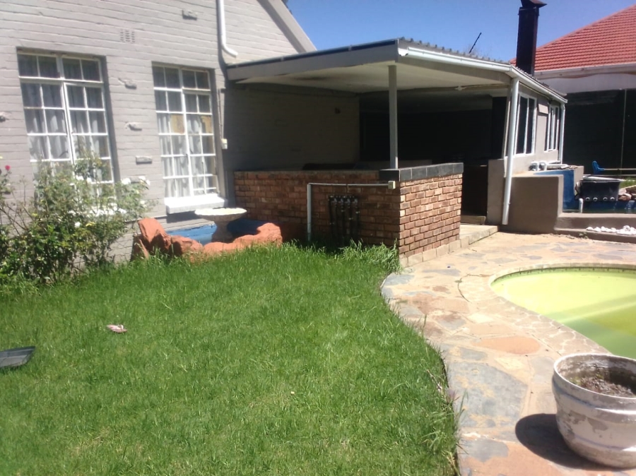 3 Bedroom Property for Sale in Selcourt Gauteng